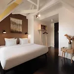 V Frederiksplein Hotel