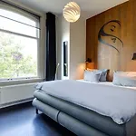 V Frederiksplein 3*