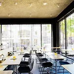 V Frederiksplein 3*