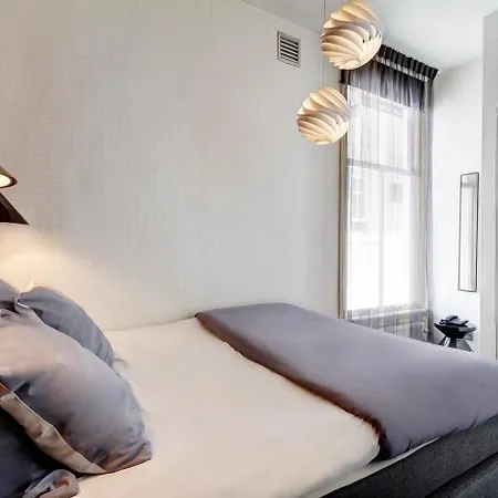Hotel V Frederiksplein 3*