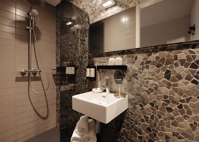 Hotel V Frederiksplein 3*